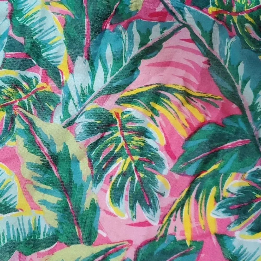 NWT TROPICAL BEACHY PALM SCARF PINK GREEN RECTANGULAR